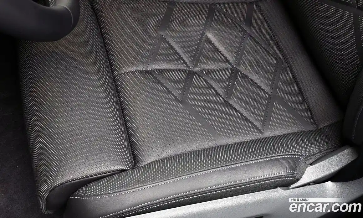 BMW 5 серия 2025 2.0 автомат (гидро), фото 28