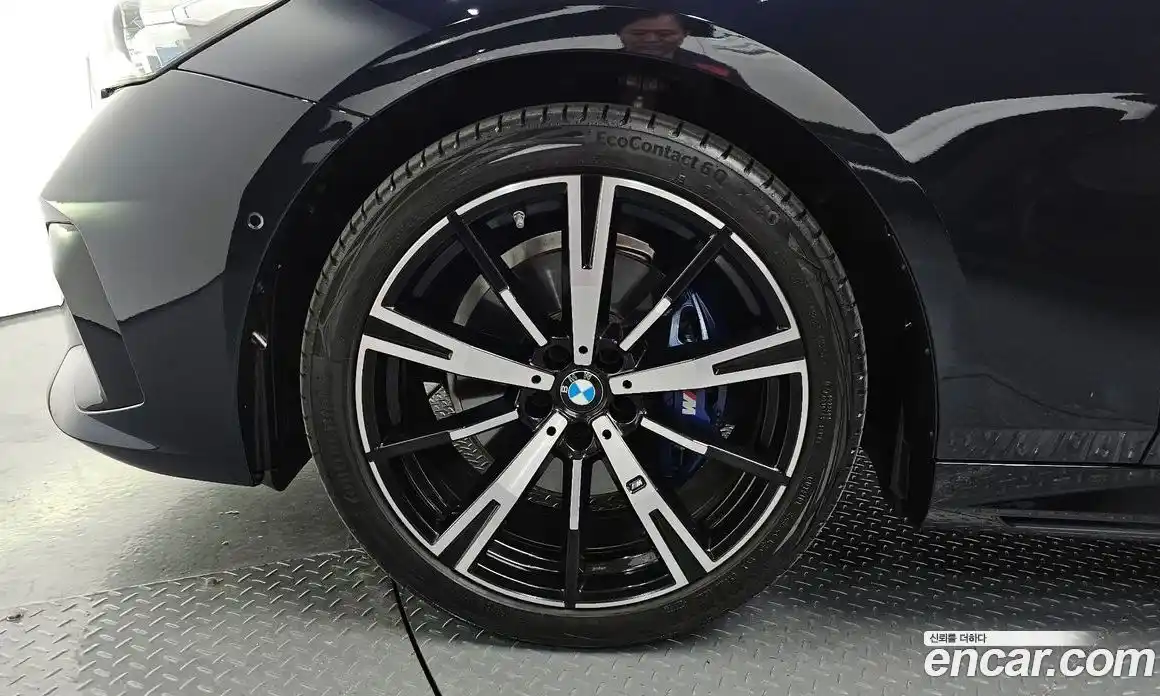 BMW 5 серия 2025 2.0 автомат (гидро), фото 4