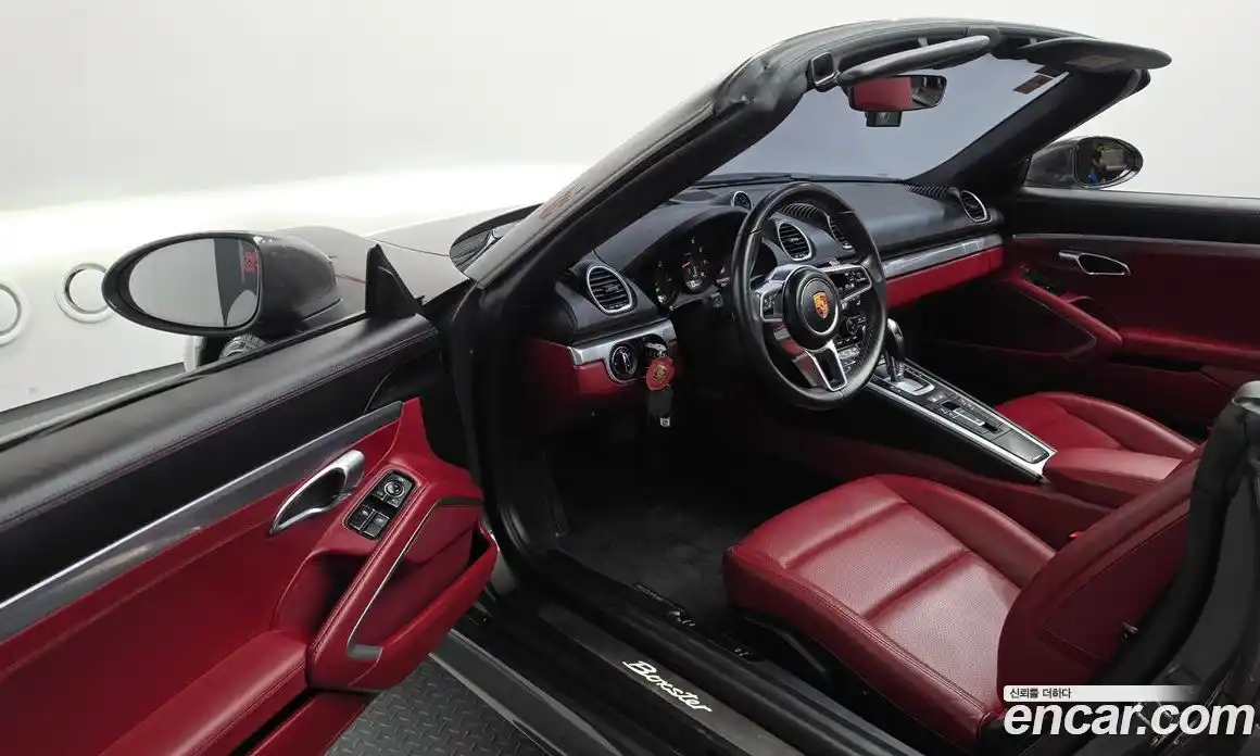 Porsche 718 2018 2.0 автомат (гидро), фото 13