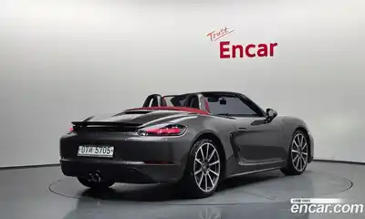 Porsche 718 2018 2.0 автомат (гидро), миниатюра 2
