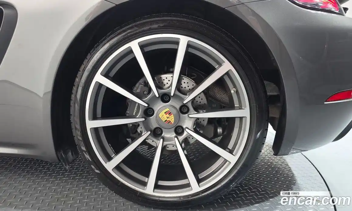 Porsche 718 2018 2.0 автомат (гидро), фото 7