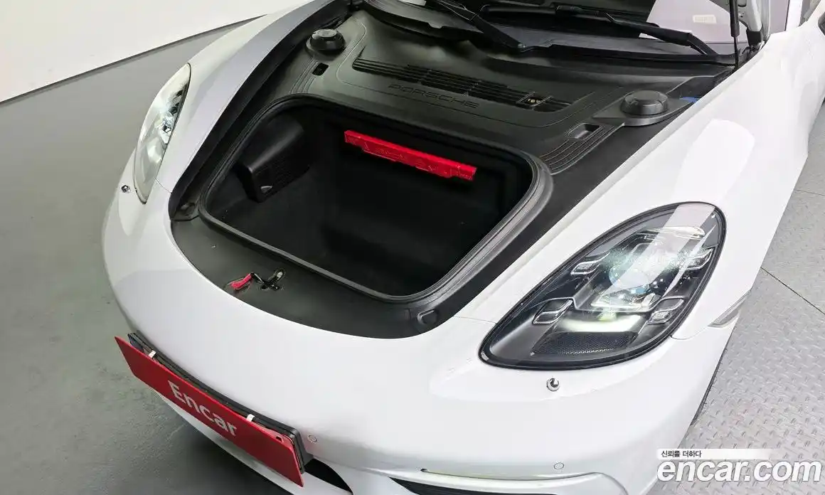 Porsche 718 2019 2.0 автомат (гидро), фото 6