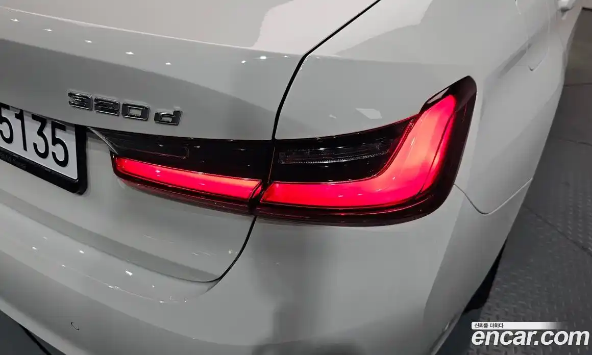 BMW 3 серия 2022 2.0 автомат (гидро), фото 8