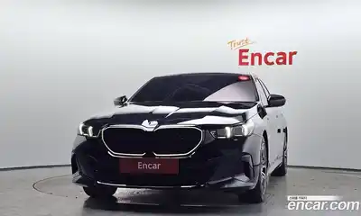 BMW 5 серия 2024 2.0 автомат (гидро), миниатюра 3