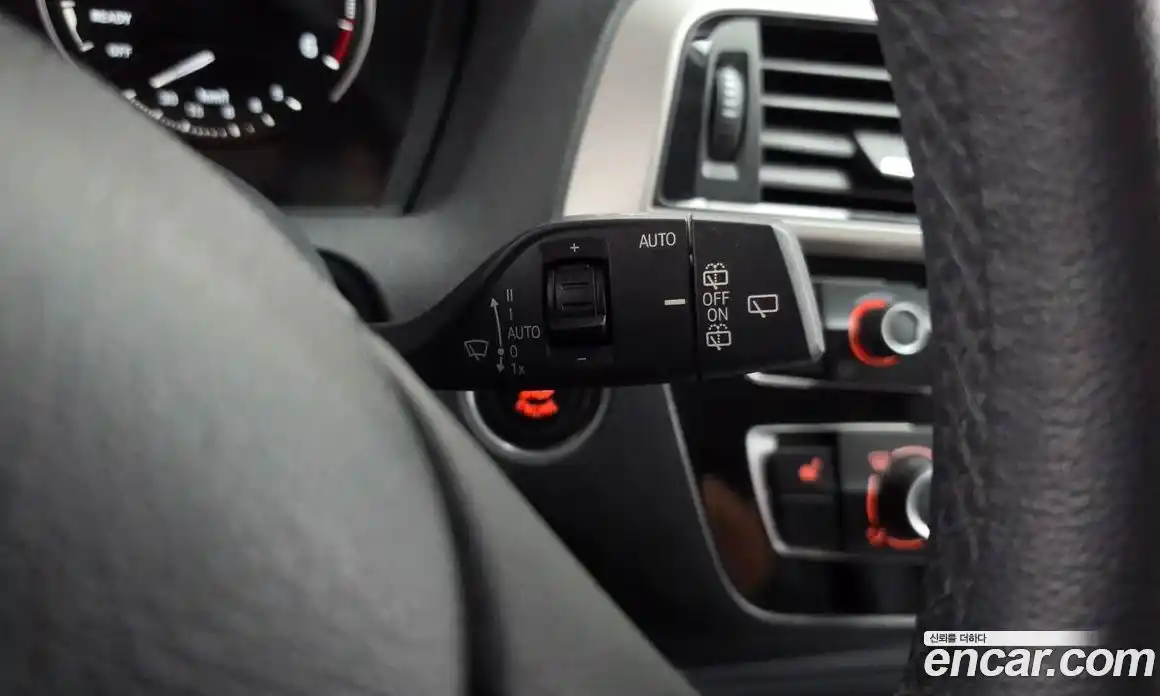 BMW 1 серия 2018 2.0 автомат (гидро), фото 27