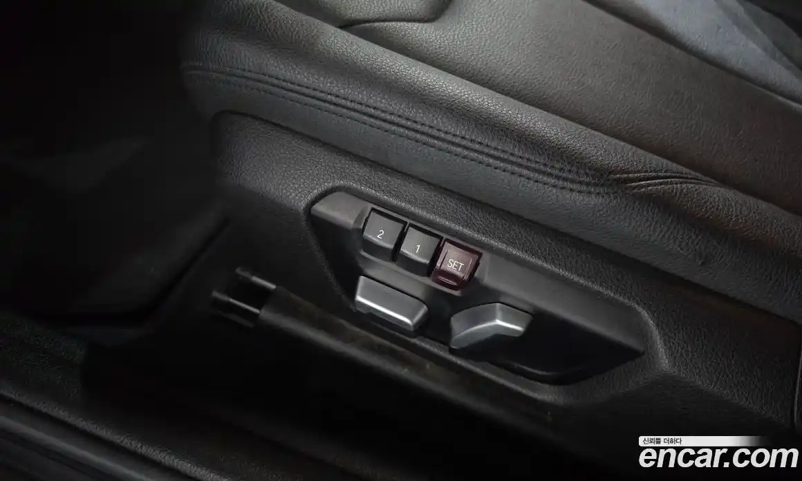 BMW 1 серия 2018 2.0 автомат (гидро), фото 31