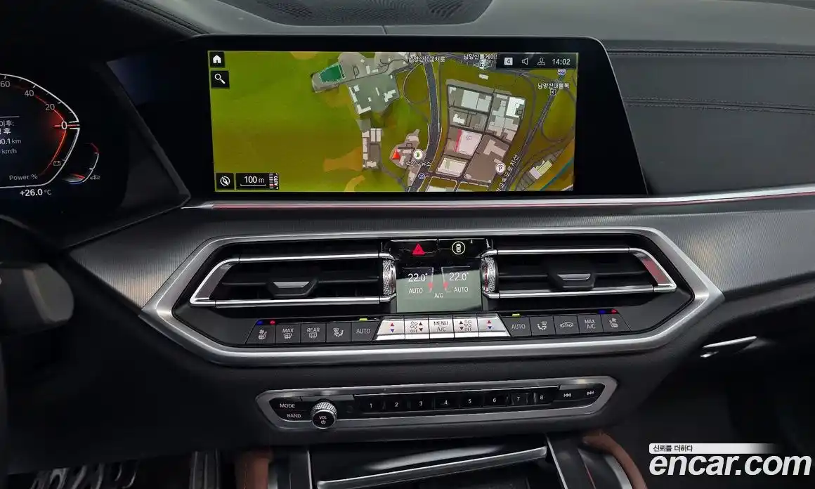 BMW X6 2022 3.0 автомат (гидро), фото 16