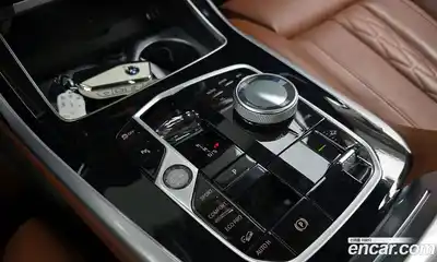 BMW X7 2023 3.0 автомат (гидро), миниатюра 12