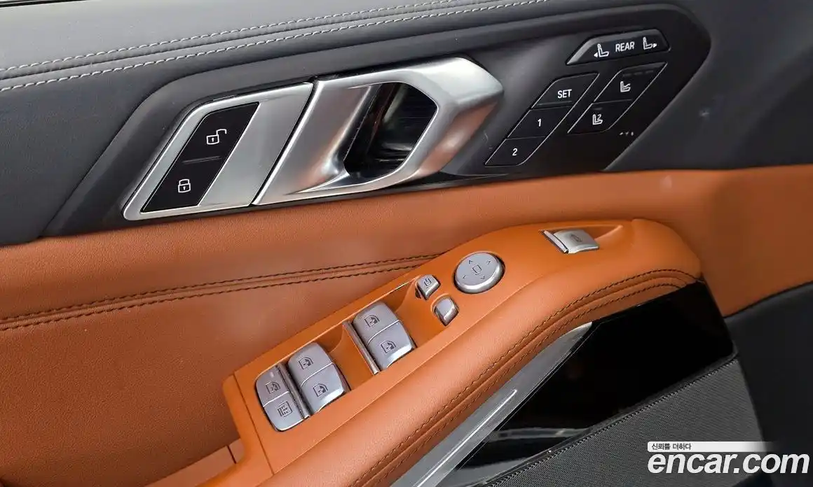 BMW X7 2023 3.0 автомат (гидро), фото 28