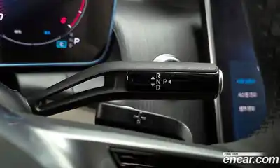 Mercedes-Benz GLC-Class 2024 2.0 автомат (гидро), миниатюра 12