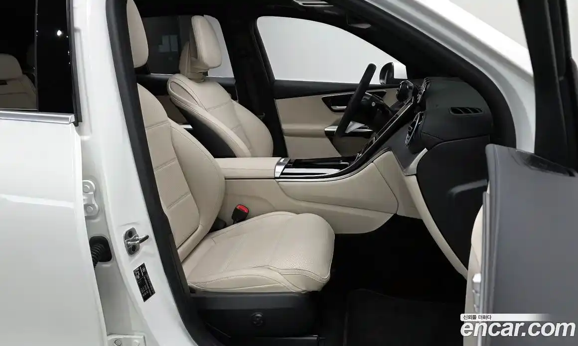 Mercedes-Benz GLC-Class 2024 2.0 автомат (гидро), фото 17