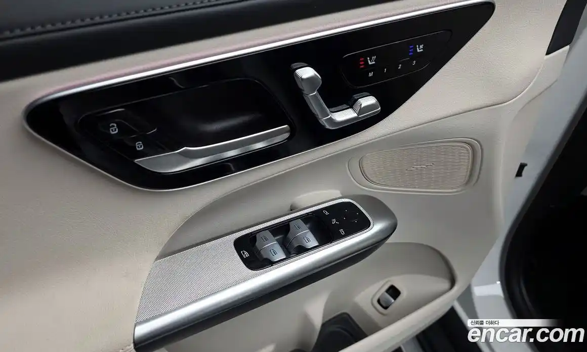 Mercedes-Benz GLC-Class 2024 2.0 автомат (гидро), фото 29
