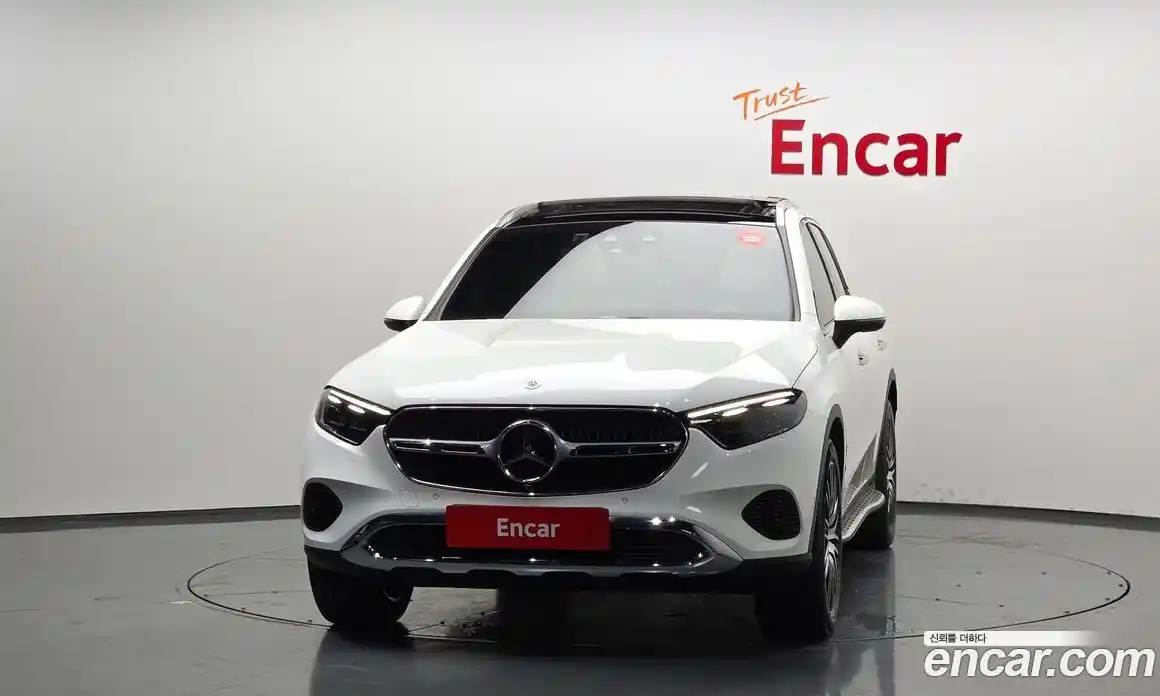 Mercedes-Benz GLC-Class 2024 2.0 автомат (гидро), фото 3