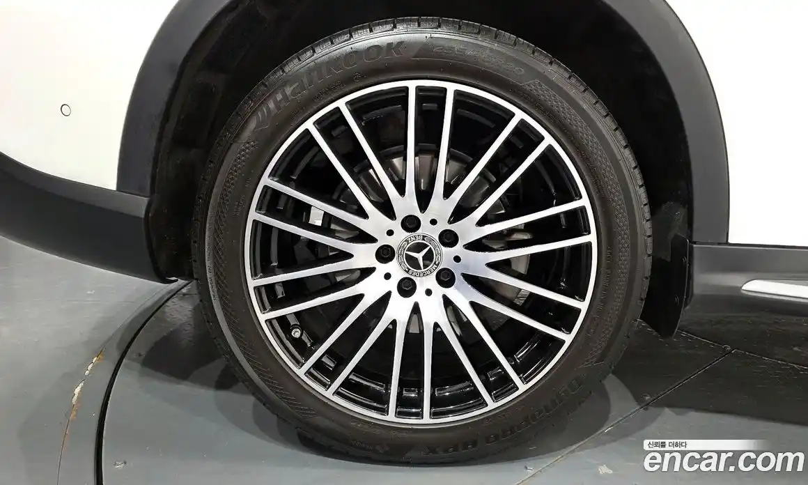 Mercedes-Benz GLC-Class 2024 2.0 автомат (гидро), фото 5