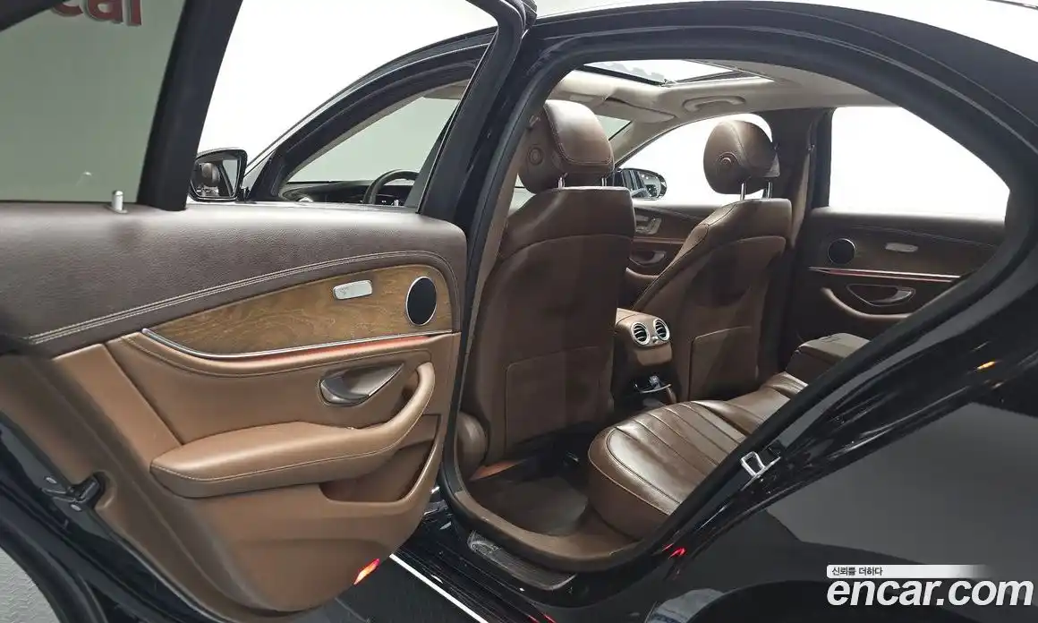 Mercedes-Benz E-Class 2019 1.9 автомат (гидро), фото 15