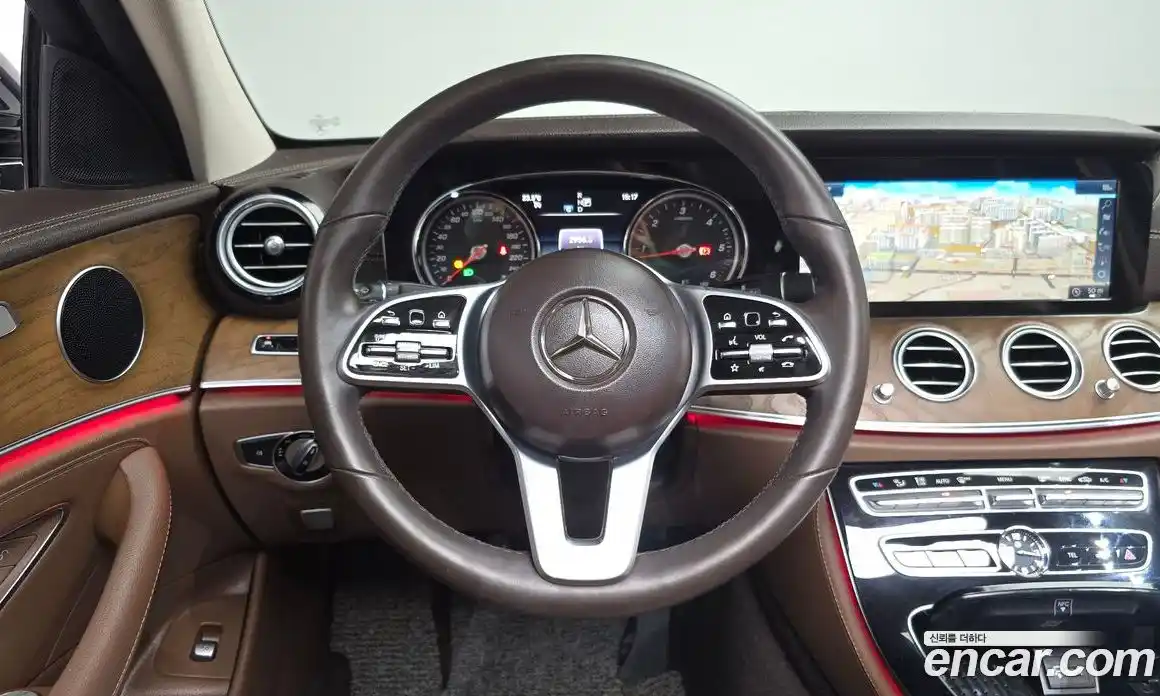 Mercedes-Benz E-Class 2019 1.9 автомат (гидро), фото 18