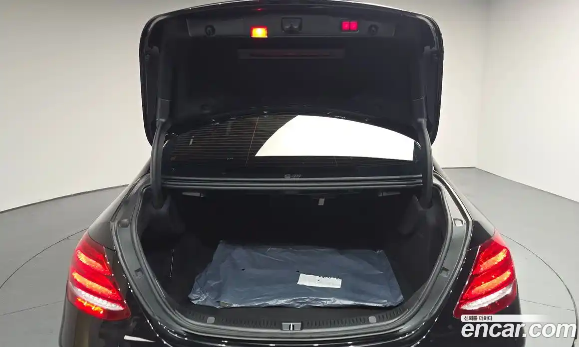 Mercedes-Benz E-Class 2019 1.9 автомат (гидро), фото 26