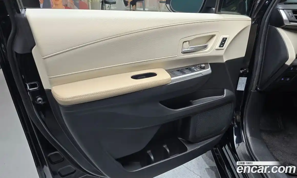 Toyota Sienna 2023 2.5 гидро, фото 14