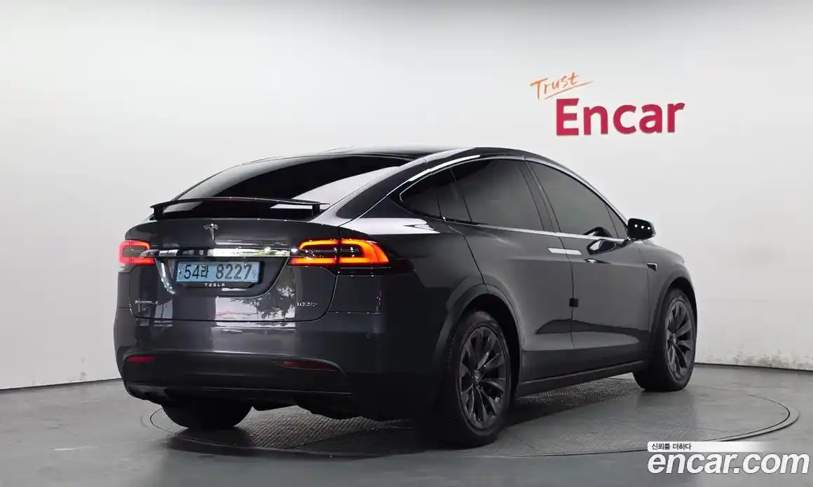 Tesla Model X 2019 0.3 гидро, фото 2