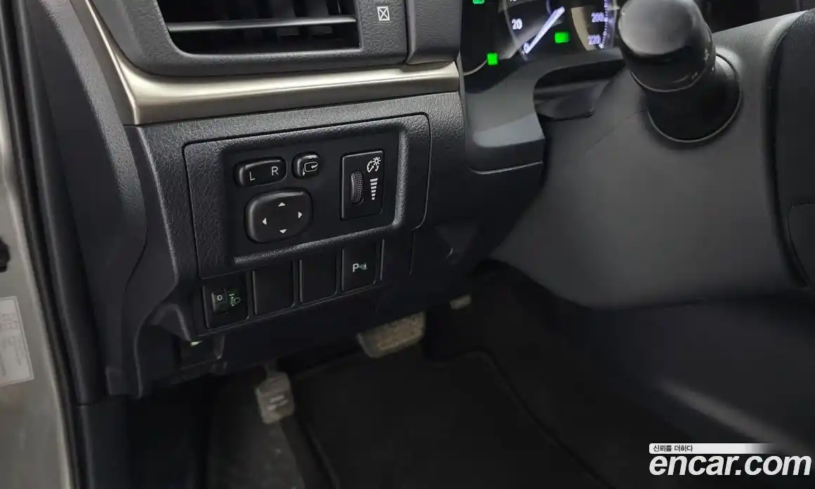 Lexus CT200h 2018 1.8 гидро, фото 20