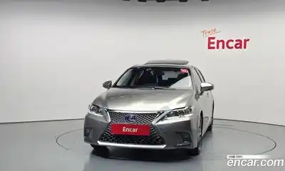 Lexus CT200h 2018 1.8 гидро, миниатюра 3