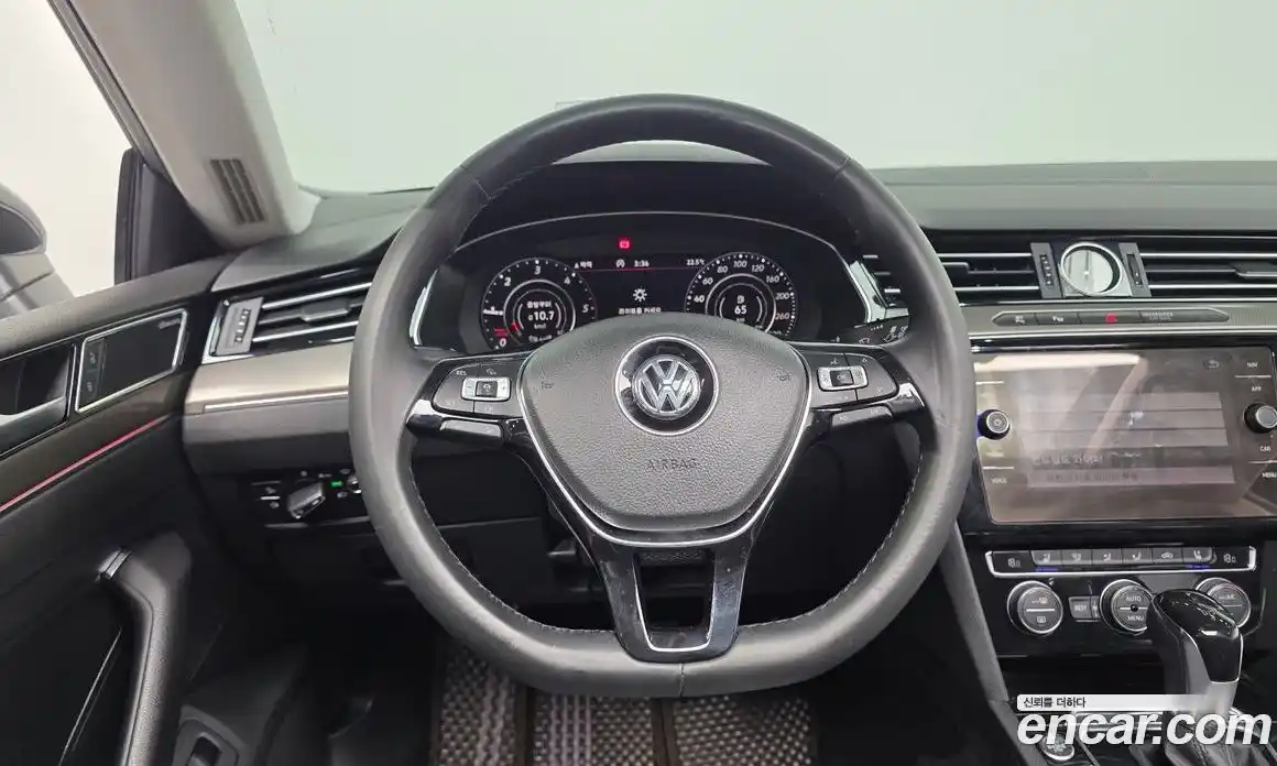 Volkswagen Arteon 2019 2.0 автомат (гидро), фото 19