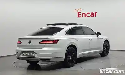 Volkswagen Arteon 2019 2.0 автомат (гидро), миниатюра 2