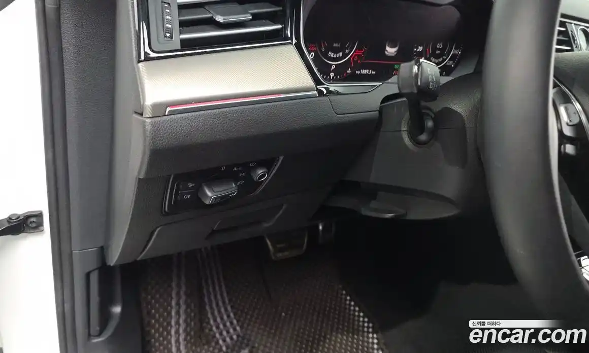 Volkswagen Arteon 2019 2.0 автомат (гидро), фото 29