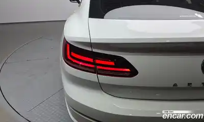 Volkswagen Arteon 2019 2.0 автомат (гидро), миниатюра 9