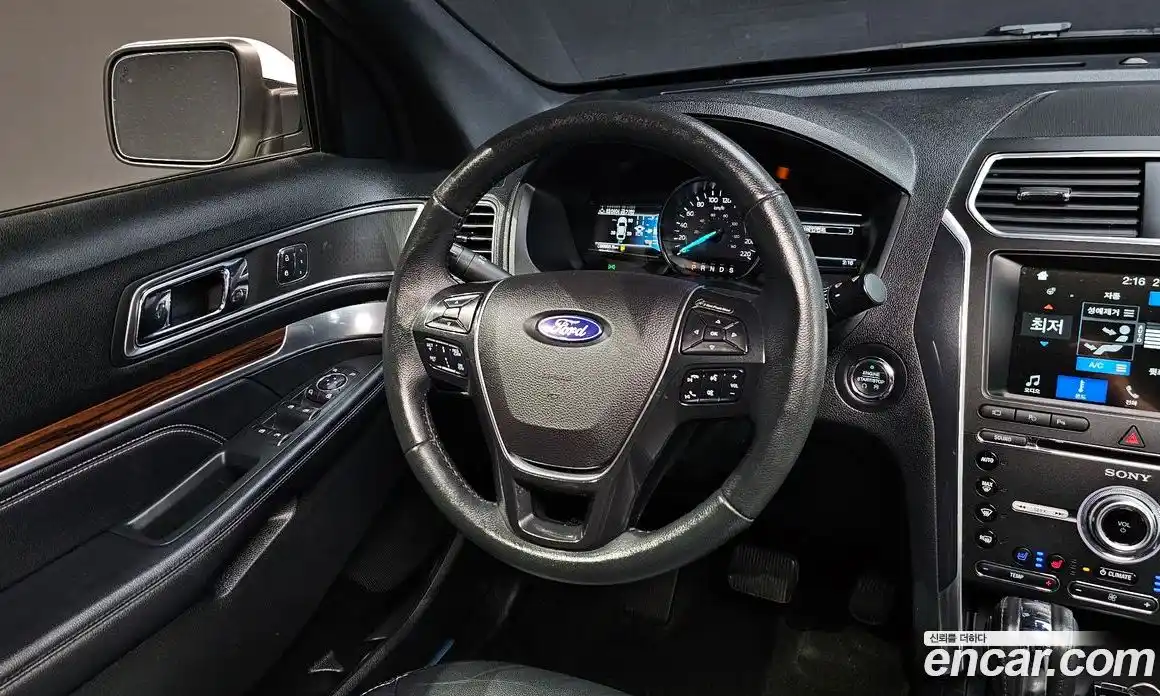 Ford Explorer 2018 2.3 автомат (гидро), фото 14