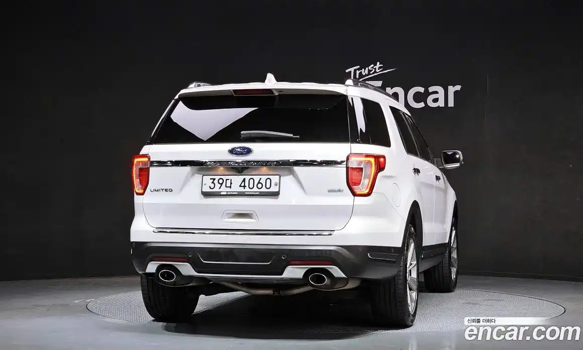Ford Explorer 2018 2.3 автомат (гидро), фото 4
