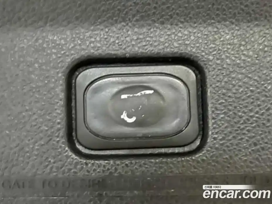 Ford Explorer 2019 2.3 автомат (гидро), фото 12