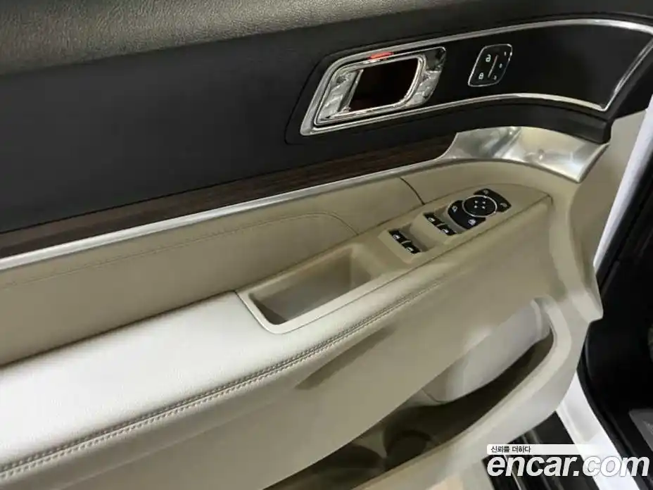 Ford Explorer 2019 2.3 автомат (гидро), фото 15