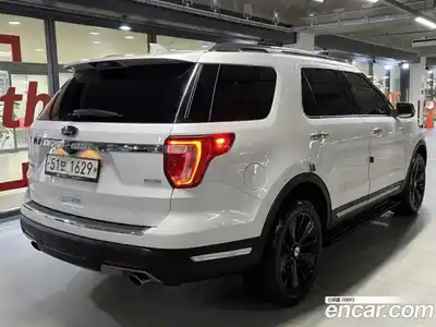 Ford Explorer 2019 2.3 автомат (гидро), миниатюра 2