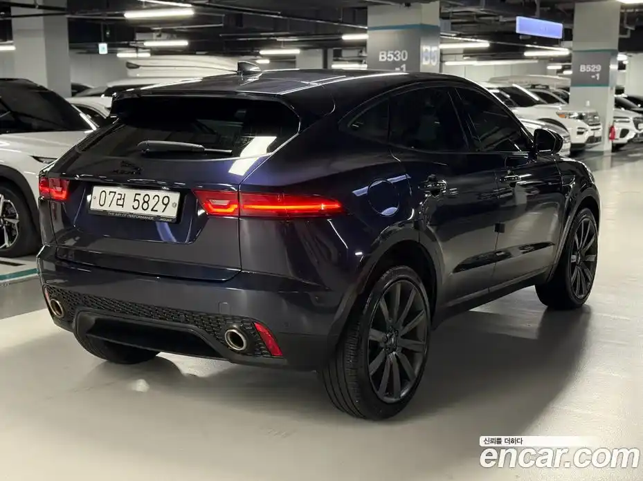 Jaguar E-Pace 2018 2.0 гидро, фото 4