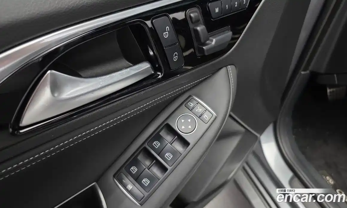 Infiniti Q30 2017 2.0 гидро, фото 13