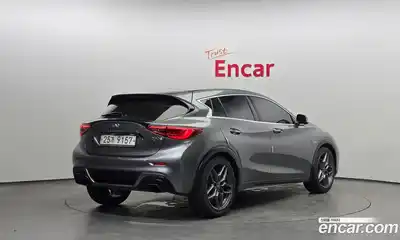 Infiniti Q30 2017 2.0 гидро, миниатюра 2