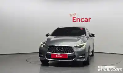 Infiniti Q30 2017 2.0 гидро, миниатюра 3