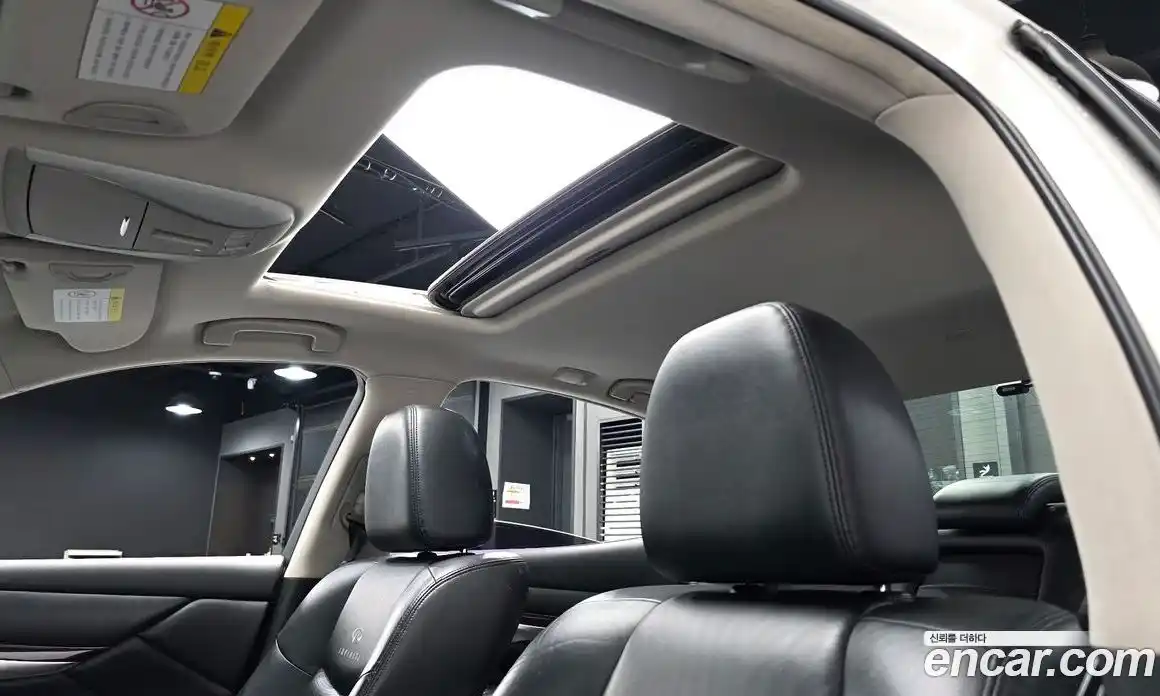 Infiniti M 2010 3.7 гидро, фото 16