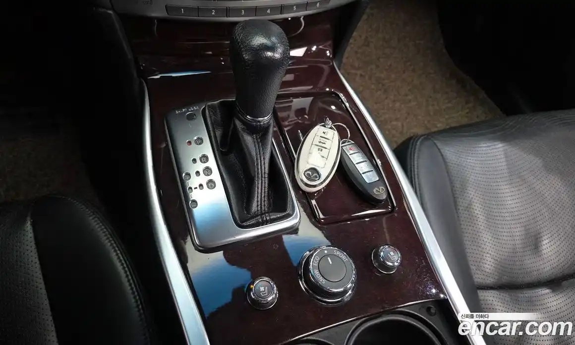 Infiniti M 2010 3.7 гидро, фото 9