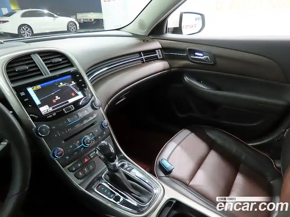 Chevrolet Malibu 2012 2.4 автомат (гидро), фото 11