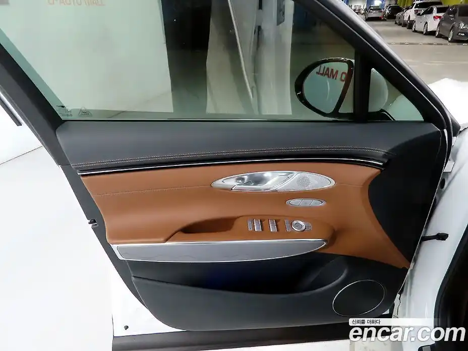Genesis GV70 2023 2.5 автомат (гидро), фото 13