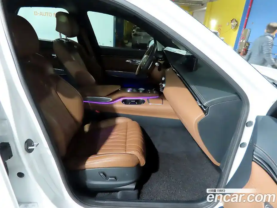 Genesis GV70 2023 2.5 автомат (гидро), фото 7