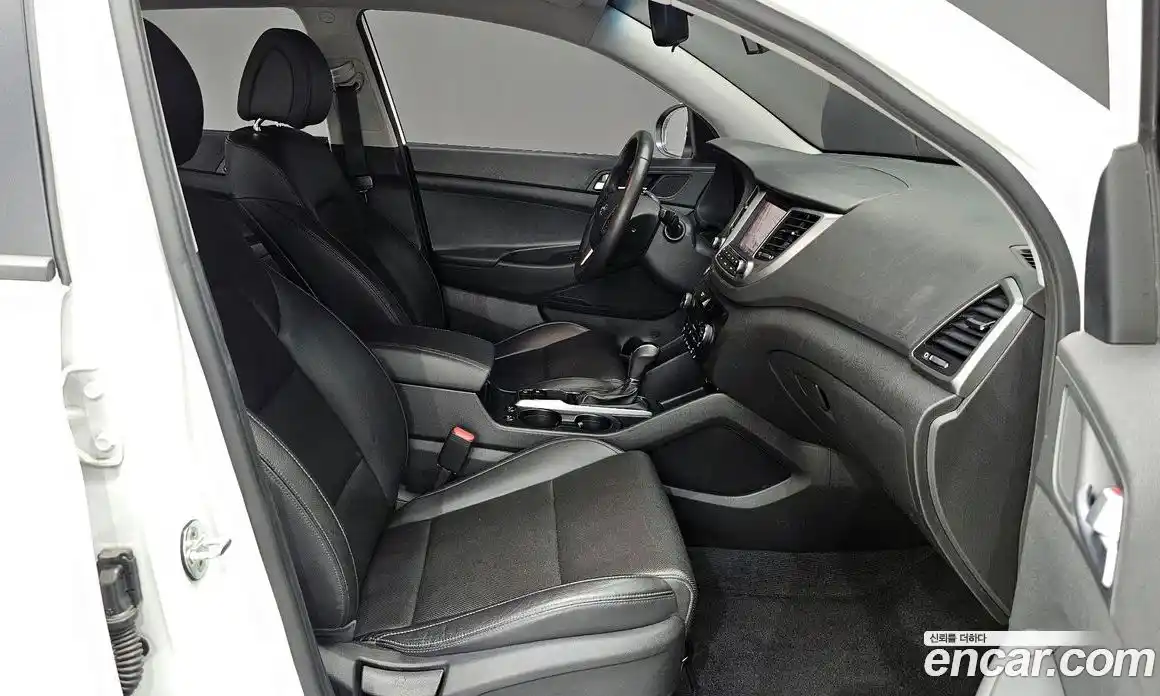 Hyundai Tucson 2017 1.6 автомат (гидро), фото 15