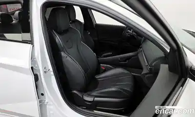 Hyundai Avante 2024 2.0 автомат (гидро), миниатюра 12