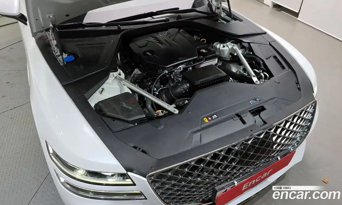 Genesis G80 2023 2.5 автомат (гидро), фото 6