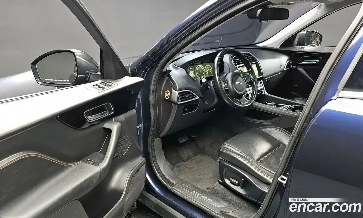 Jaguar F-Pace 2016 2.0 гидро, фото 11