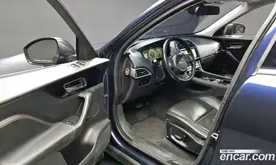 Jaguar F-Pace 2016 2.0 гидро, миниатюра 11