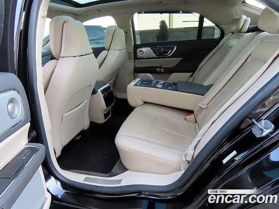 Lincoln Continental 2017 3.0 гидро, фото 6
