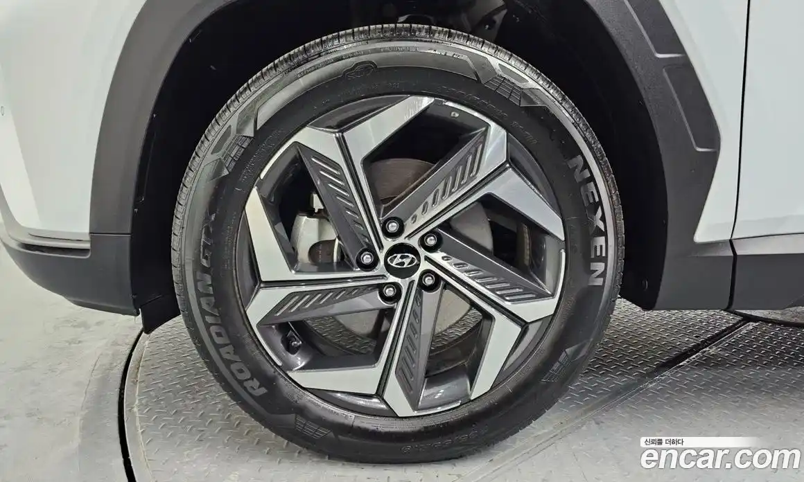 Hyundai Tucson 2022 1.6 автомат (гидро), фото 5